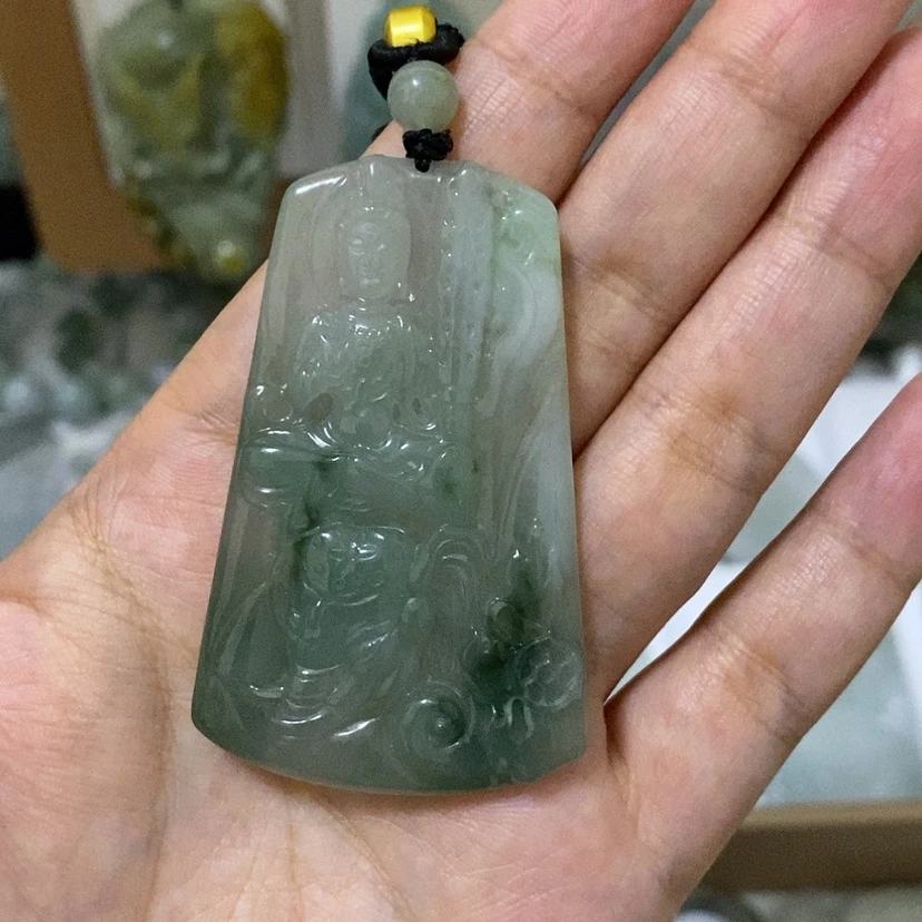 【闪购商品】翡翠颈饰未镶嵌缘