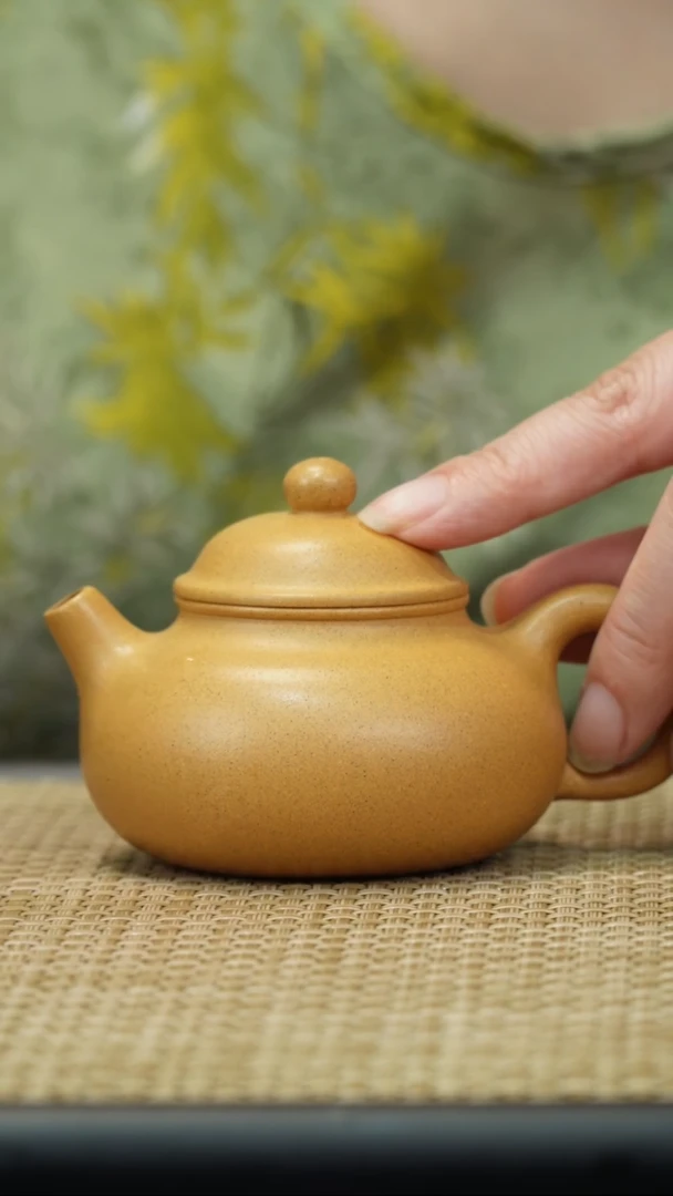 【闪购商品】紫砂茶壶黄金段容天120cc