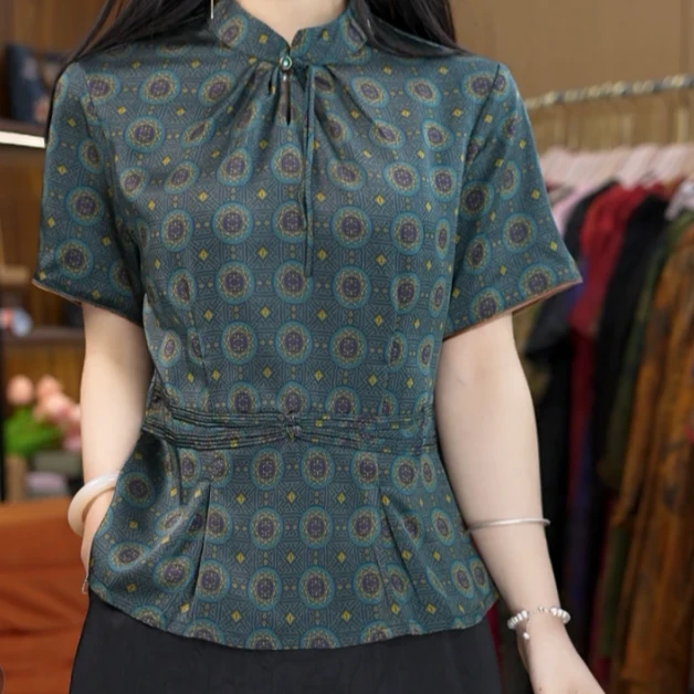 1-836-4新款时尚休闲小衫