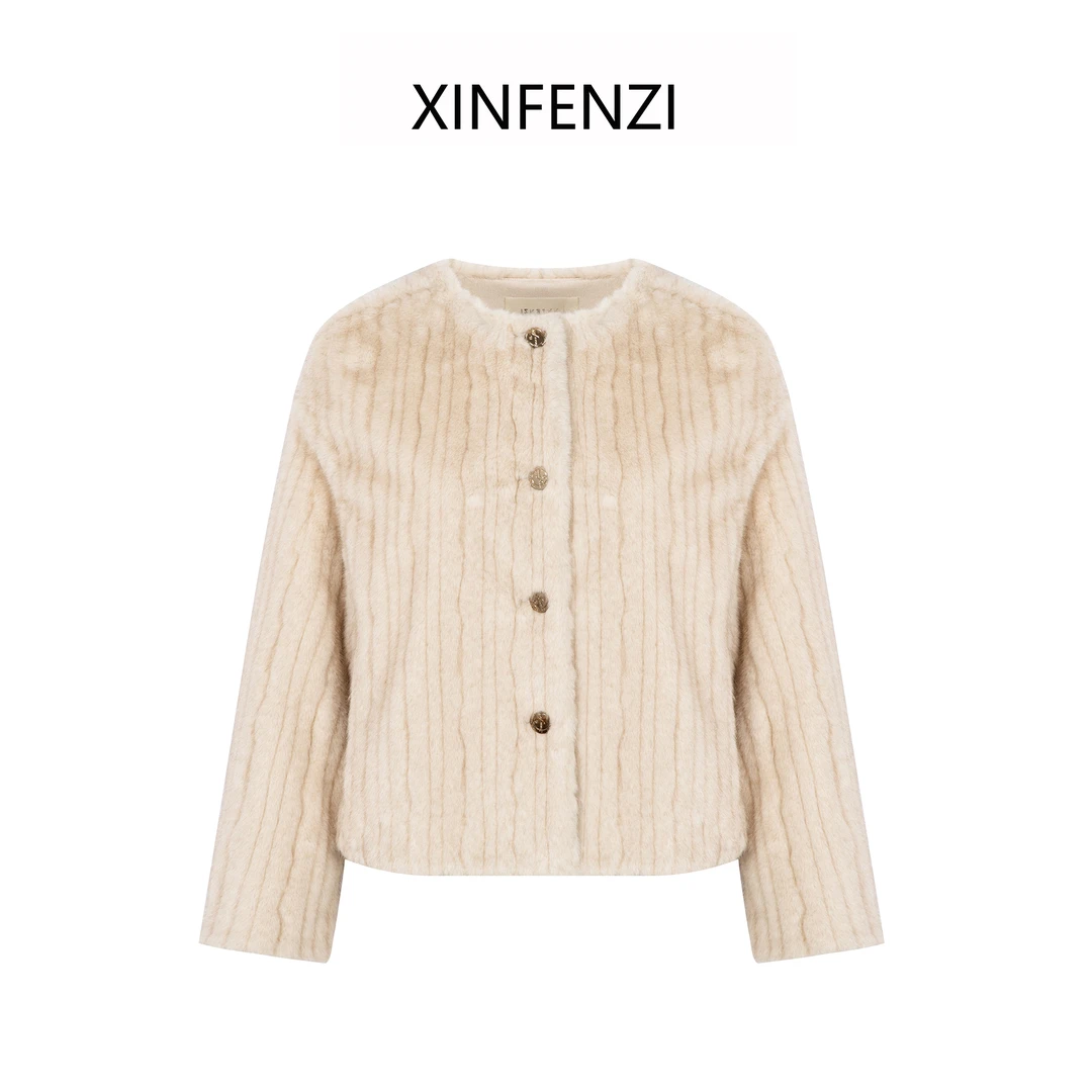 【冬日】XINFENZI 设计感圆领皮毛一体保暖外套  WJK34300