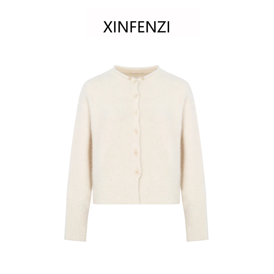 【小奶皮】XINFENZI 通勤慵懒感圆领系扣针织毛衣外套 35838