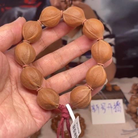 橄榄核核雕牛**.2025梅林铁核手串