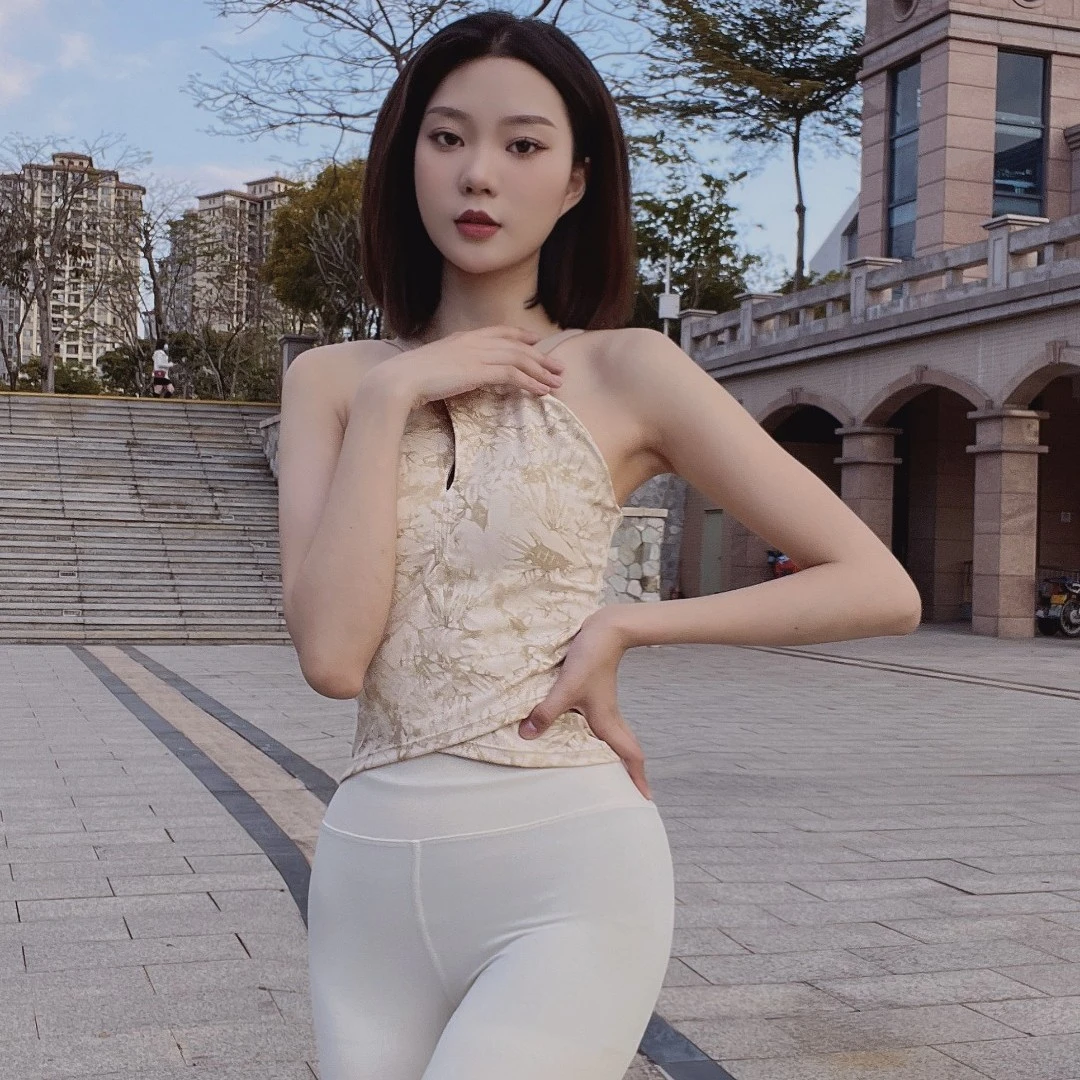 Fieder/翡勒风度背心1运动挂脖设计款性感吊带显瘦FL-SFD669瑜伽