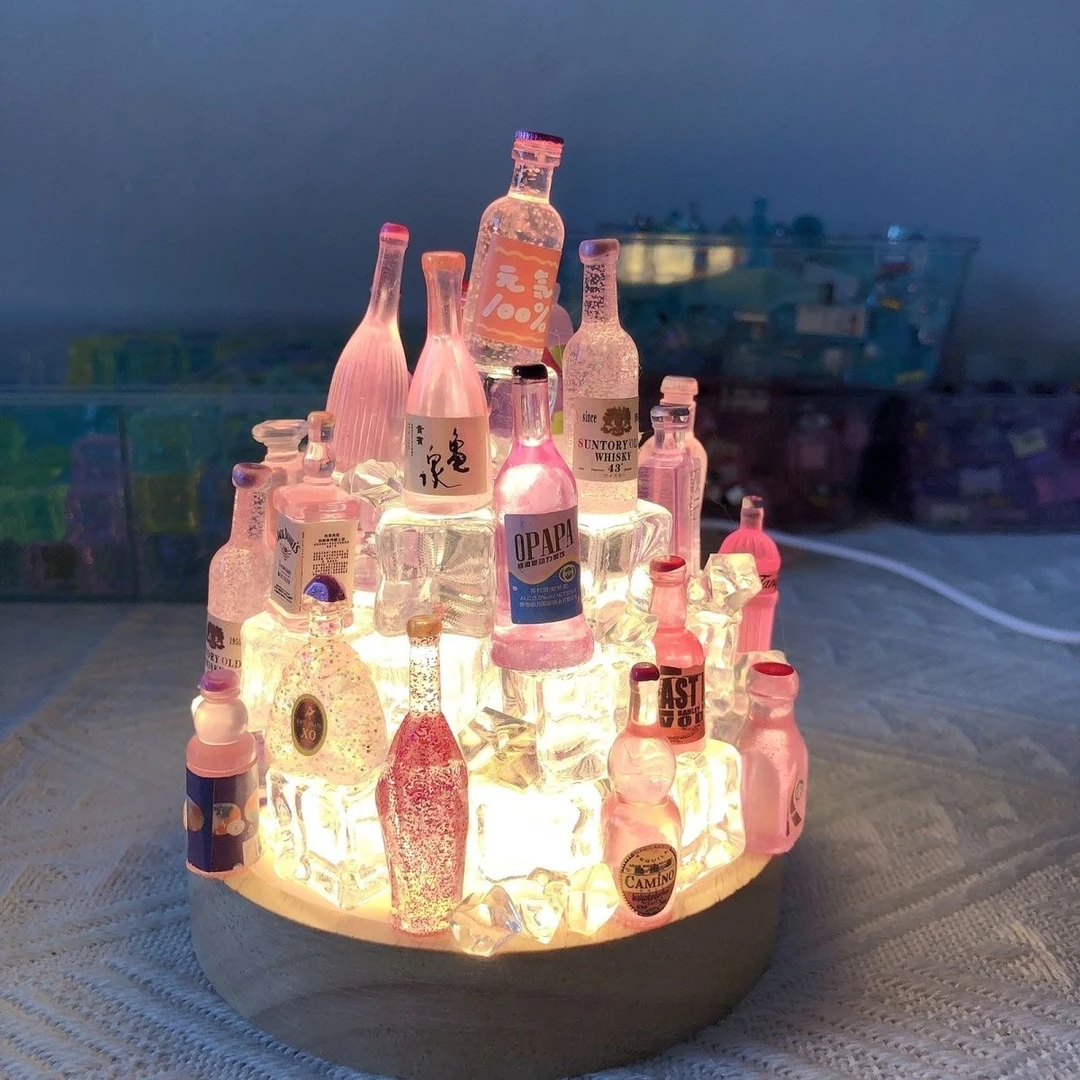 爆款粉色城堡diy迷你酒瓶小夜灯氛围灯充电发光闪光彩色生日礼物