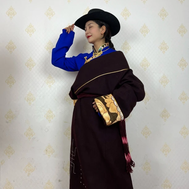 布森陀2023新款西藏藏袍正品手工氆氇单件男女传统藏袍正版高档