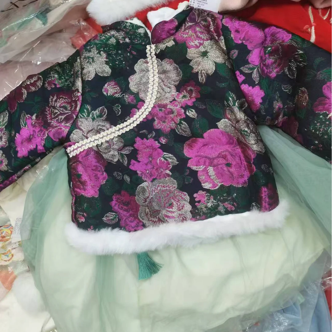 韩韩（432）好看拜年服套装中国风