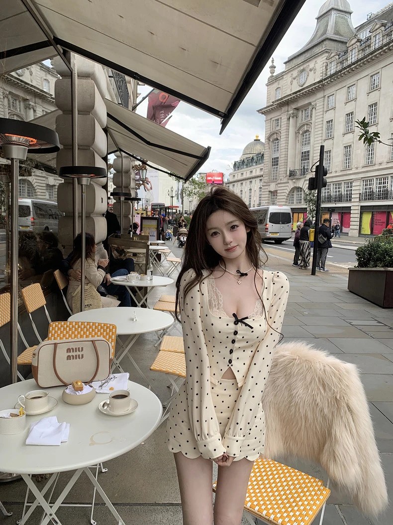 【半熟甜桃】法式情调波点两件套套装秋季波点开衫上衣半身裙两件套