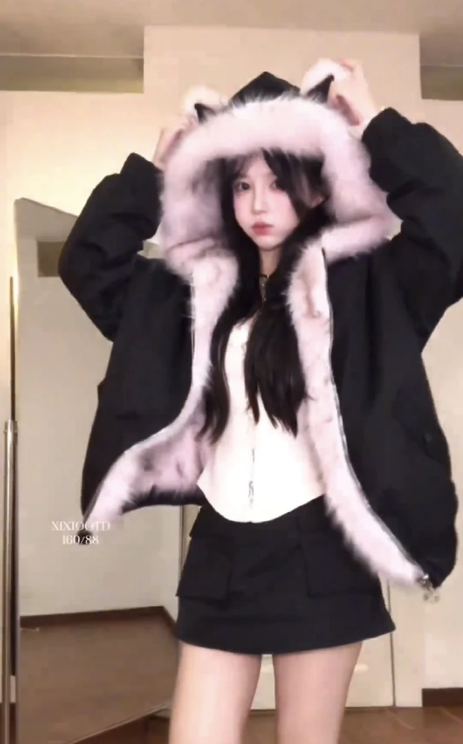 反叛小乖 冬季连帽保暖两穿环保毛毛外套纯欲风针织衫短裙三件套