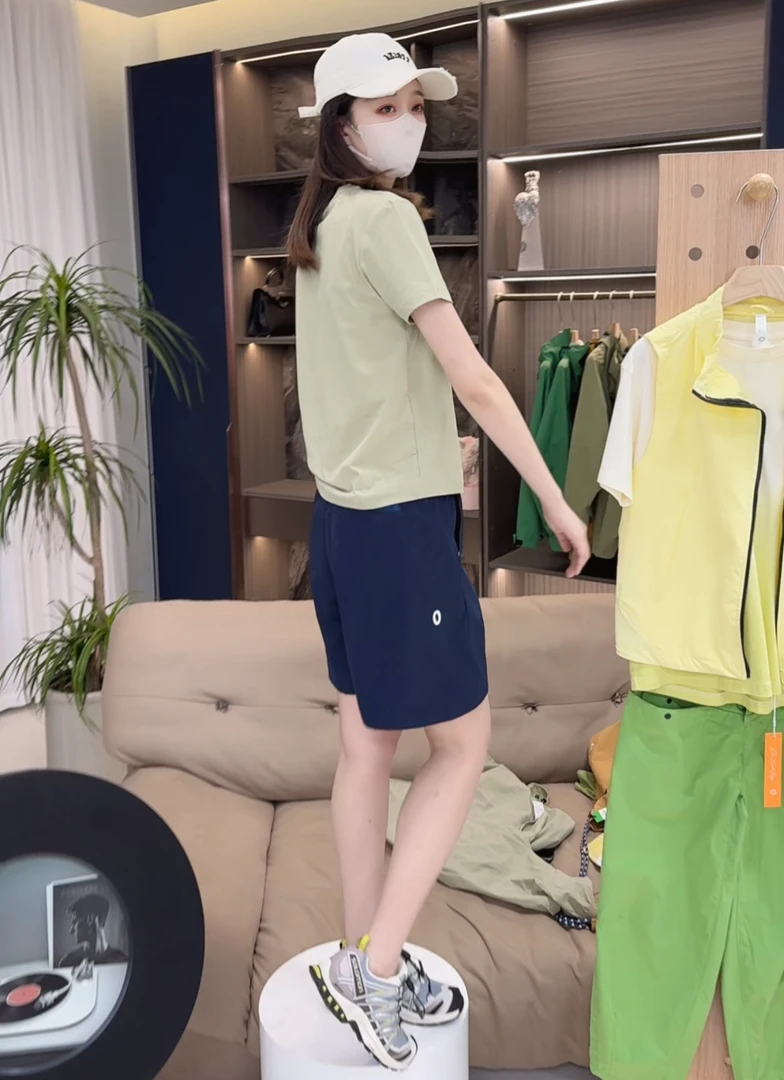 夏季户外运动男女情侣轻量化速干运动透气松紧腰短裤