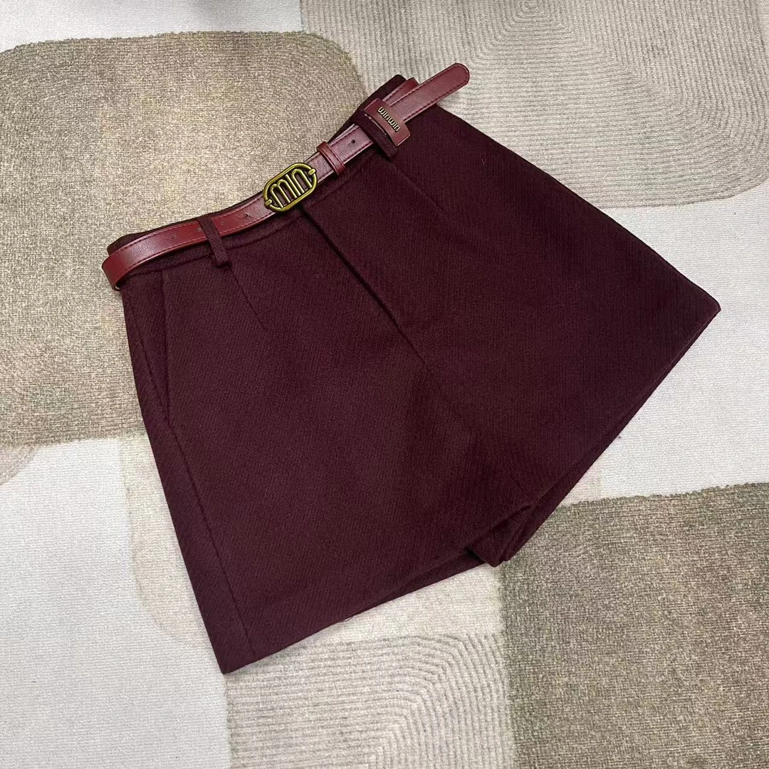 【晨浠定制】新款时尚气质显瘦百搭短裤三色275118