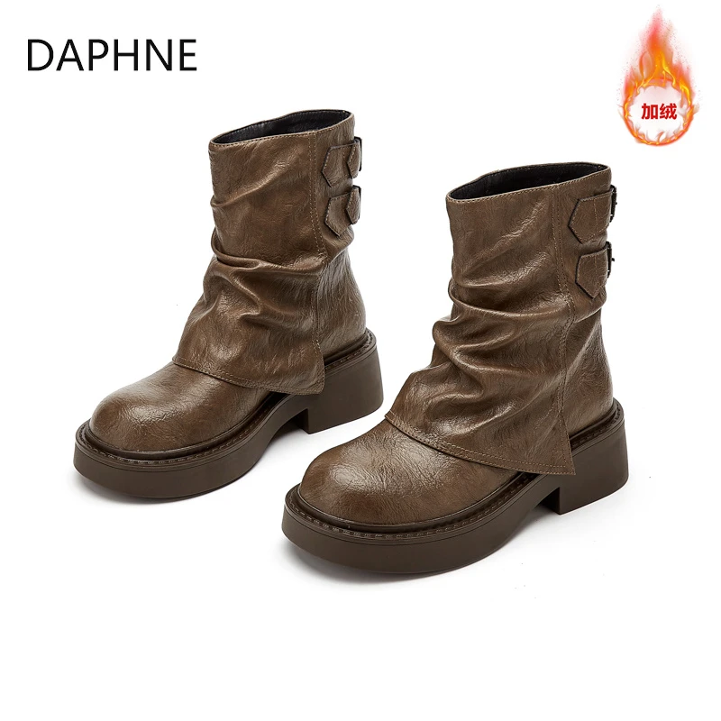 达芙妮加绒靴子秋季新款时尚复古百搭女鞋英伦风厚底粗跟时装靴