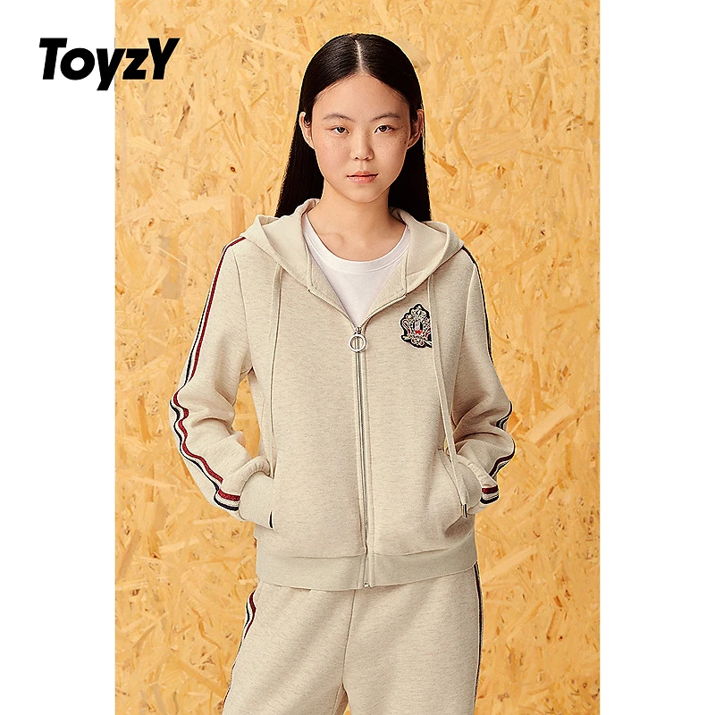 ToyzY新款CleanFit都市休闲燕麦色卫衣外套女ZC64310090