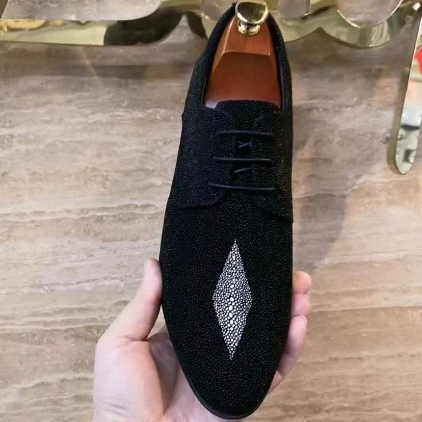 新款高品质全皮面休闲百搭男鞋