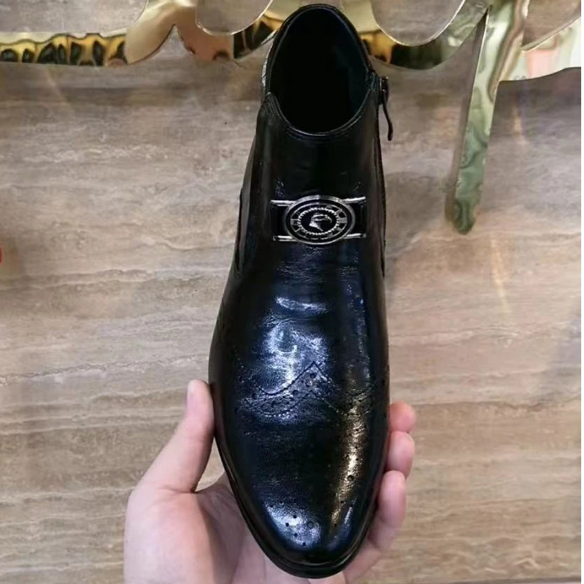 新款高品质全皮面休闲百搭男鞋