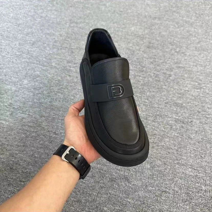 新款高品质全皮面休闲百搭男鞋