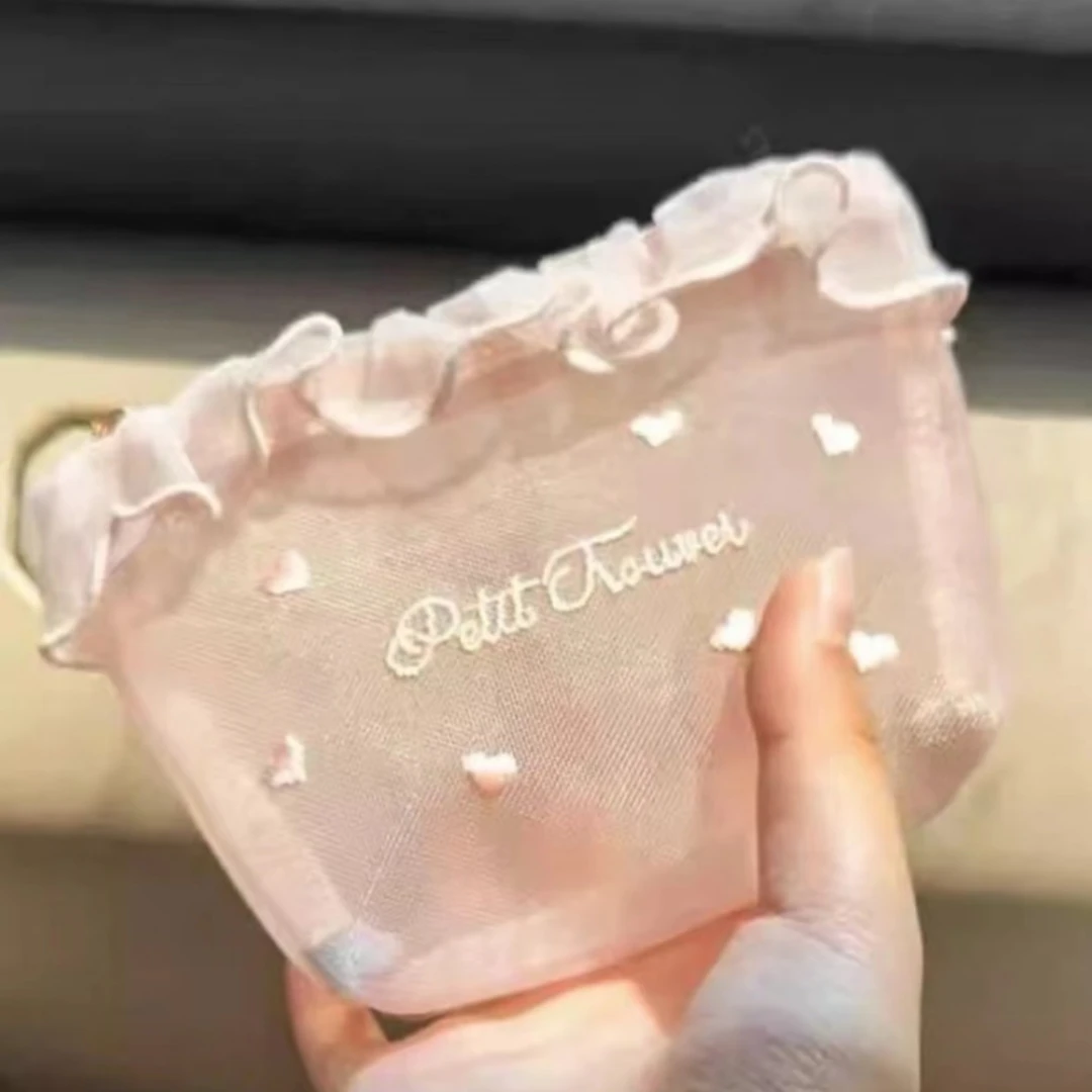 韩国ins风少女透明网纱爱心刺绣便携化妆包可爱纸巾包补妆零钱包