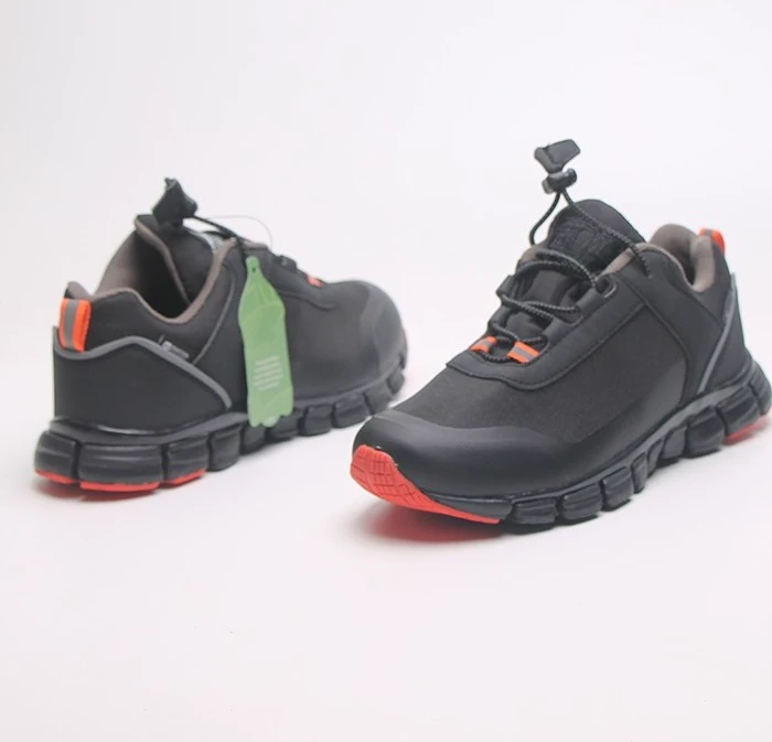 有开胶嫌疑，YE亲子款户外运动鞋透气防水徒步鞋防滑运动大童