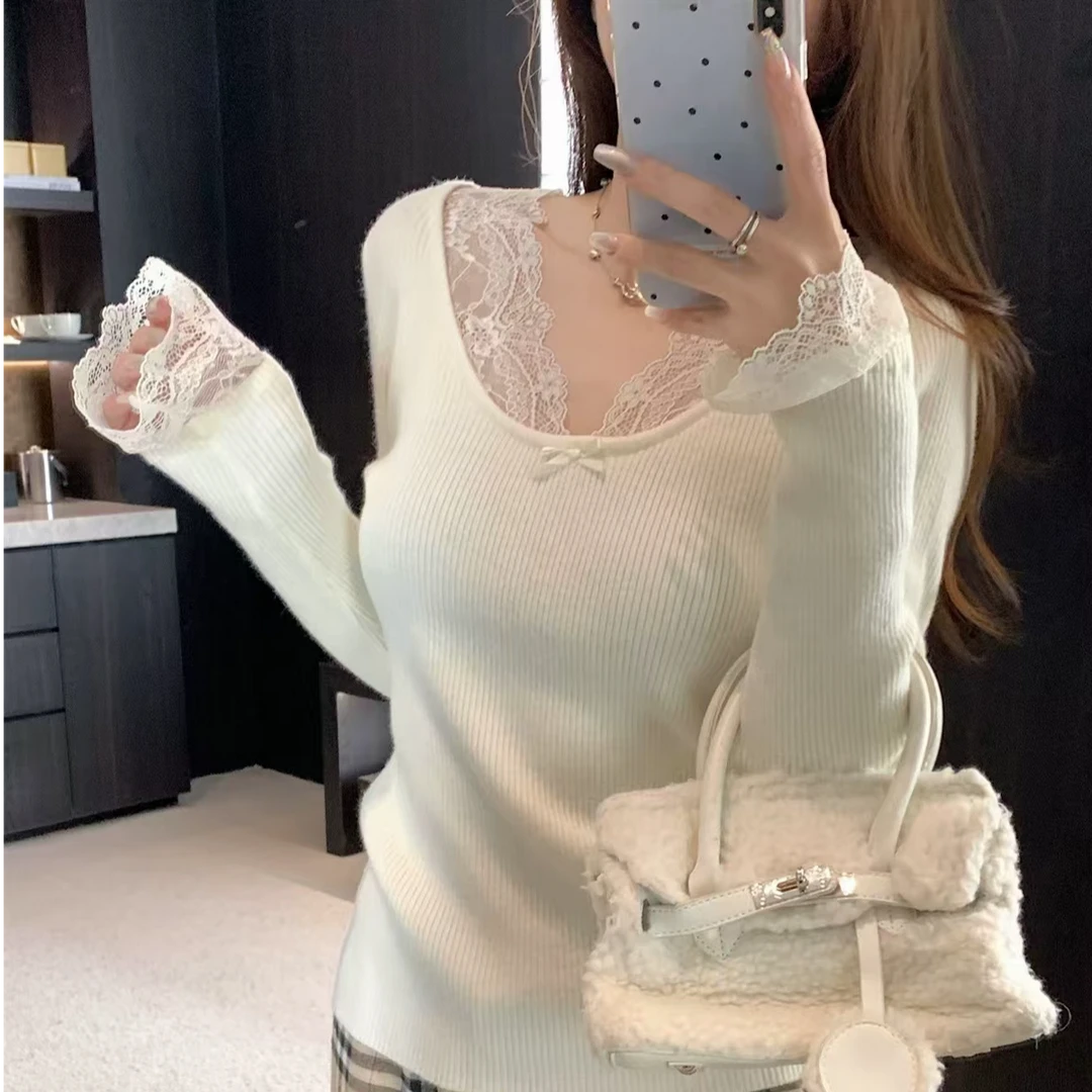 纯欲风蕾丝拼接针织衫女秋冬新款修身显瘦内搭性感打底毛衣上衣潮