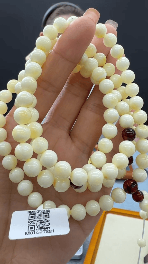 【闪购商品】琥珀颈饰未镶嵌秒拍号683