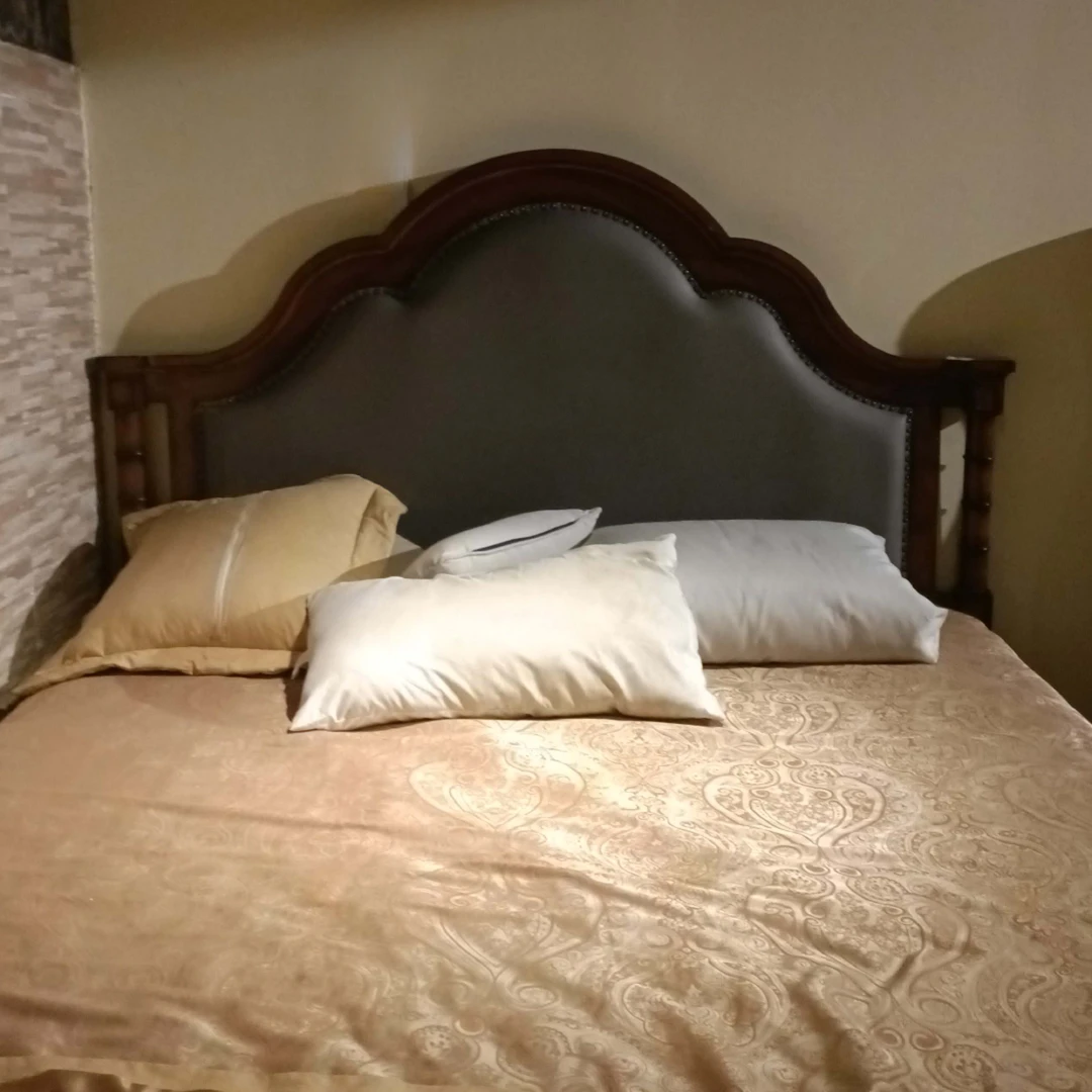 美式复古轻奢新中式法式简约主卧云朵单人大床床尾欧式实木真皮床