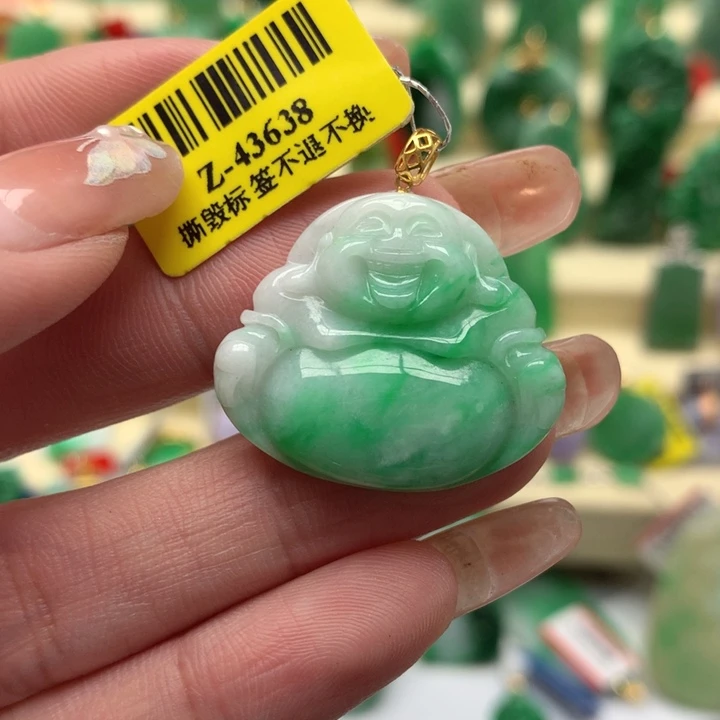 翡翠颈饰18K金镶嵌挂件