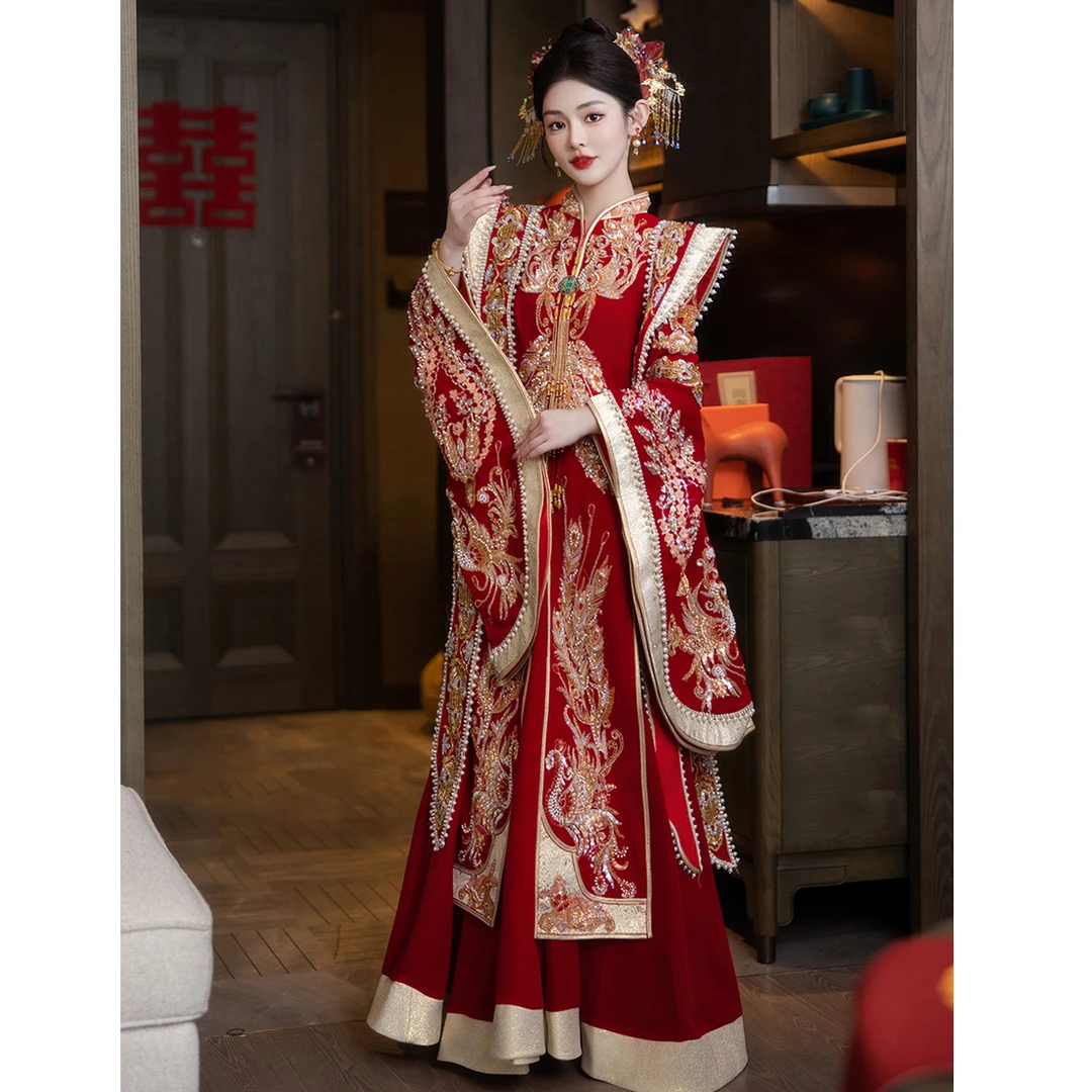 丝绒秀禾服婚服2025新款冬季大码汉服中式婚纱凤冠霞帔女奢华重工