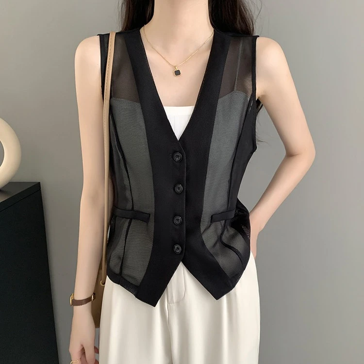 夏季薄款网纱马甲女士外穿镂空背心马夹短款无袖时尚百搭坎肩外搭