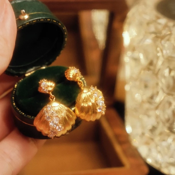 Lonel/洛奈 铜合金合成锆石耳饰 女士耳环气质时尚耳饰养耳洞耳钉