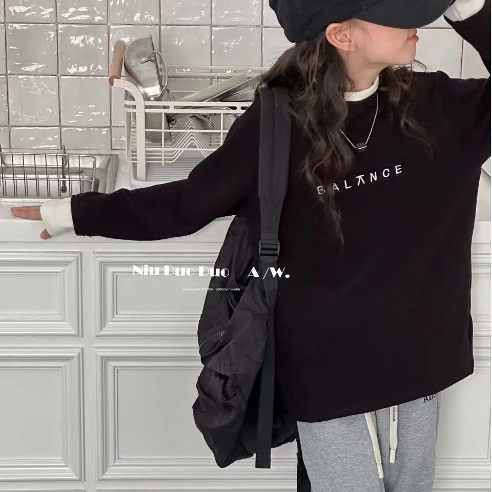 《NDD》 2024冬季儿童时尚韩系时尚拼接印花字母加绒卫衣  63185