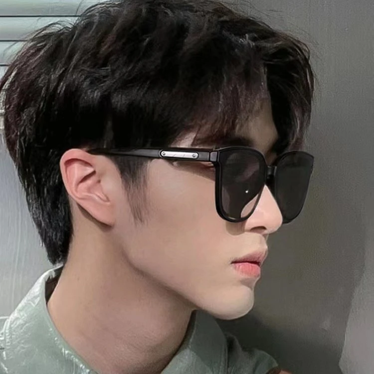 墨镜时尚百搭显脸小拍照必备出街潮流网红太阳眼镜男女同款韩版