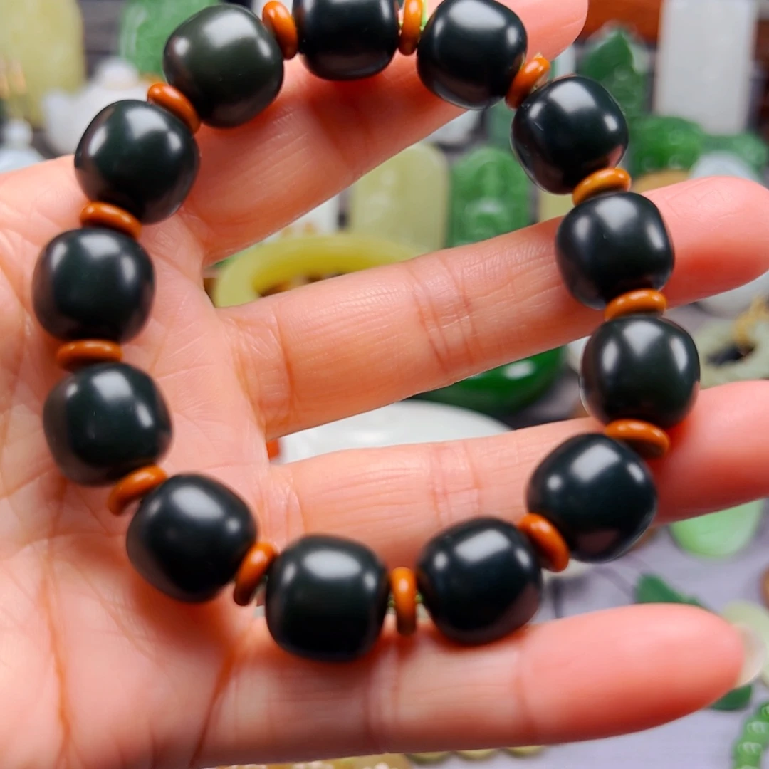 和田玉（墨玉）手链未镶嵌