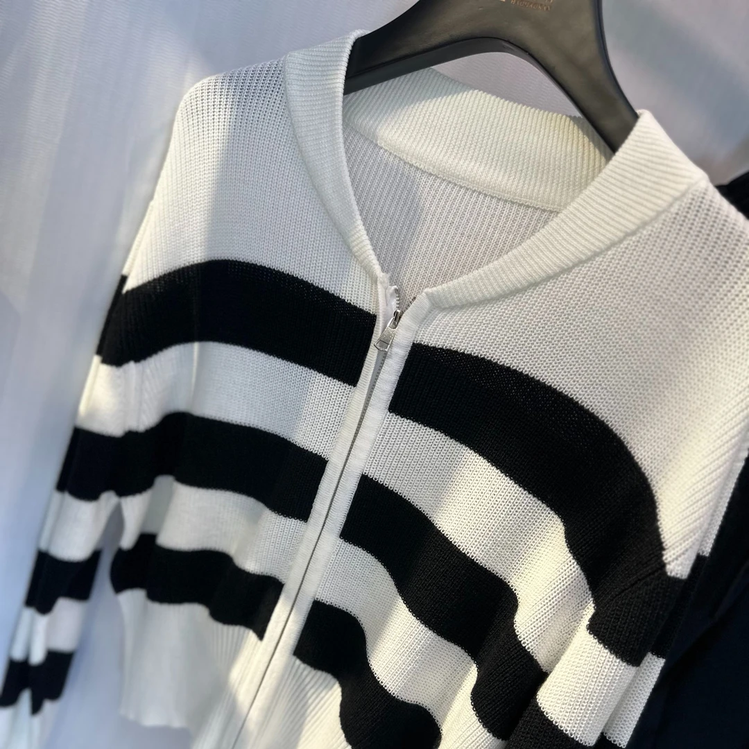 女装上衣开衫针织时尚休闲连帽条纹