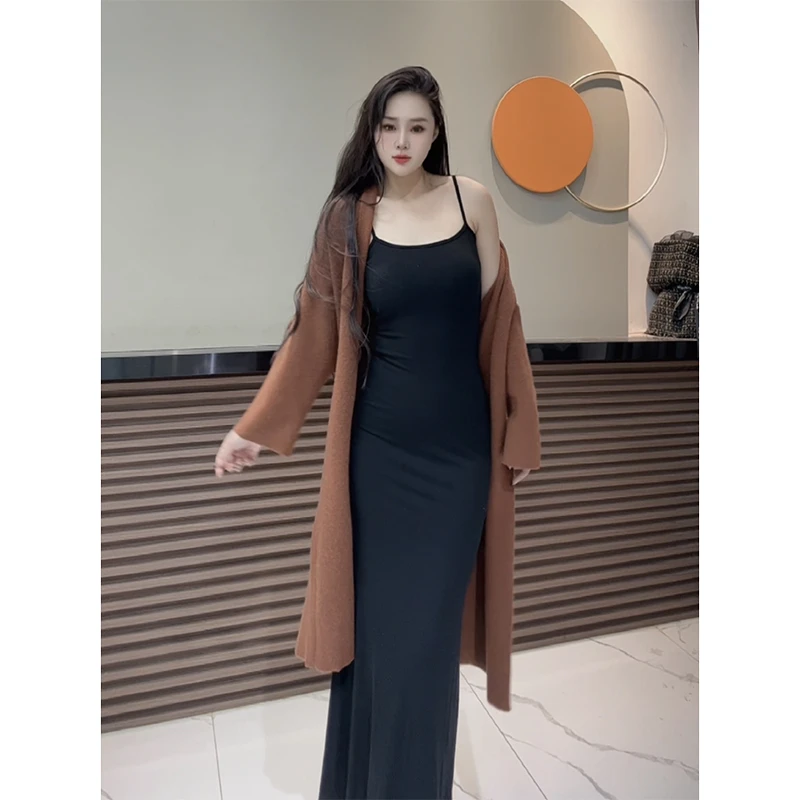 风御姐吊带裙纯色裙遮肉包臀裙+女秋冬新款纯欲针织开衫套