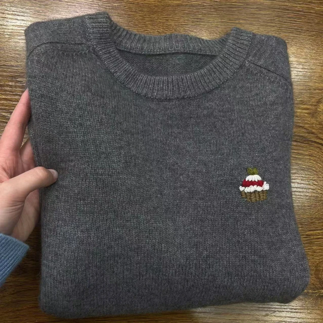 /蛋糕/圆领长袖手工钩花冬季新款宽松百搭套头衫上衣欧货女Z855