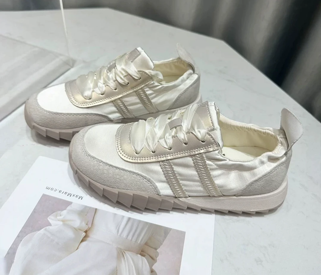 5029配裙子休闲鞋厚底超火阿甘鞋