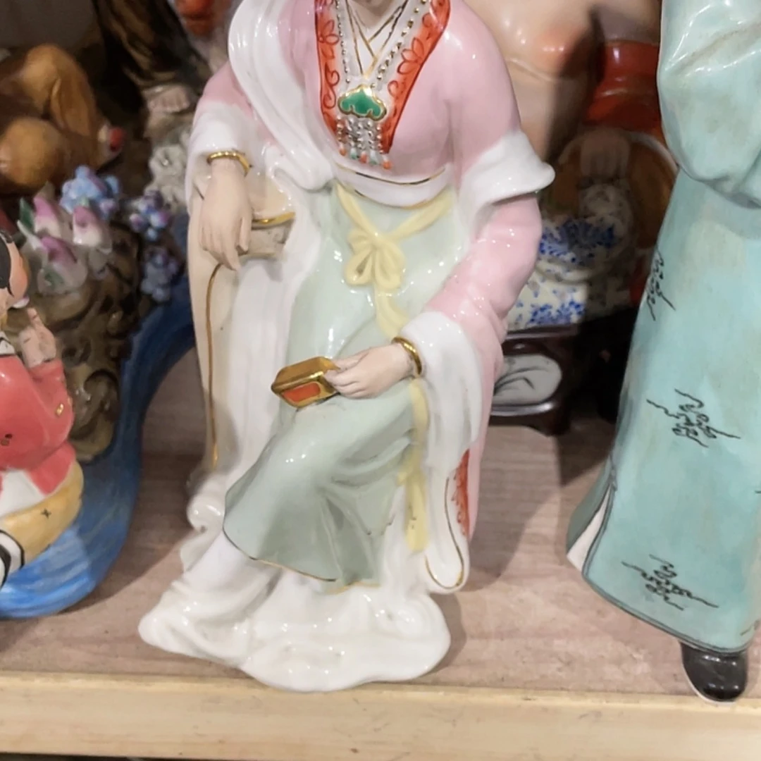 【闪购商品】陶瓷摆件品***雄