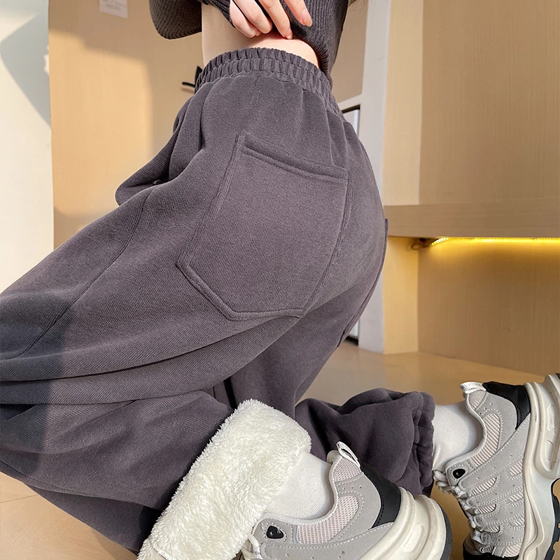 冬天羊羔绒运动裤女秋冬新款宽松束脚棉裤加绒加厚阔腿裤休闲卫裤