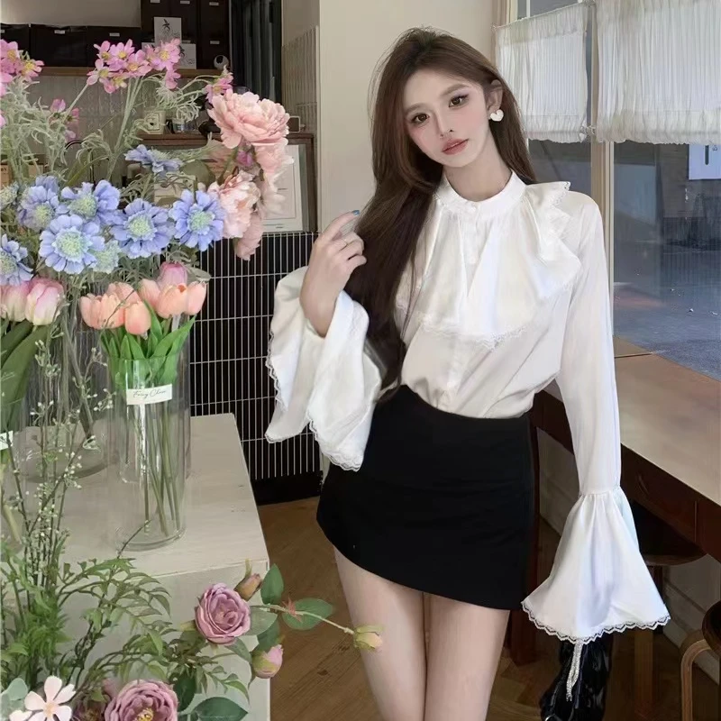 衬衫女法式宫廷风复古荷叶边蕾丝花边衬衣春季新款喇叭长袖上衣潮