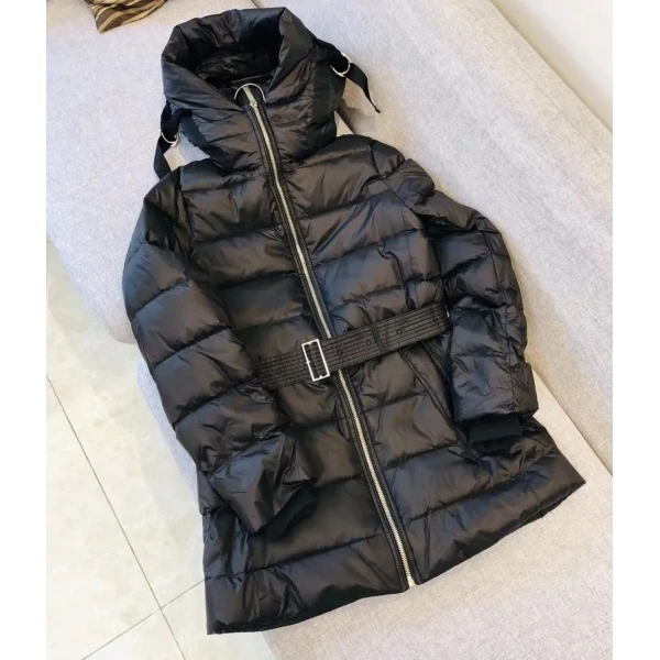 妃鱼/博柏利/聚酰胺纤维/羽绒服/95新/市场价13000/怡0923