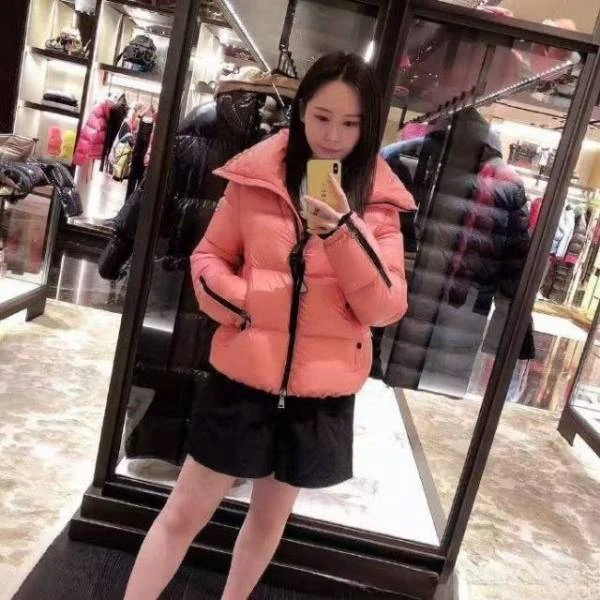 妃鱼/盟可睐/锦纶/羽绒服/95新/市场价11390/卢1018