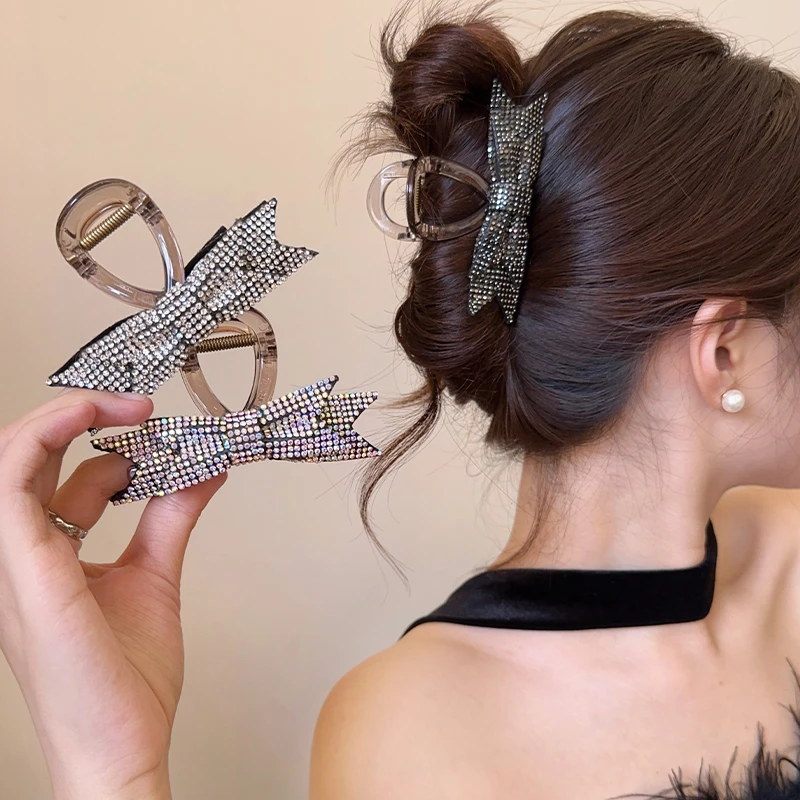 高级感蝴蝶结抓夹亚克力轻奢风气质发夹女士盘发鲨鱼夹大号发量多