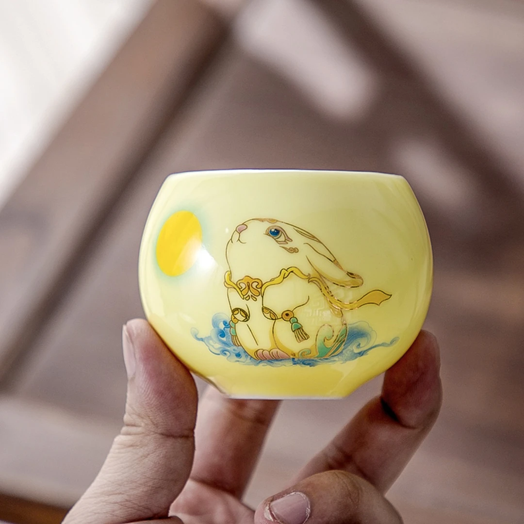 黄色玉兔望月茶杯主人杯单杯个人专用陶瓷功夫茶具大号容量器具