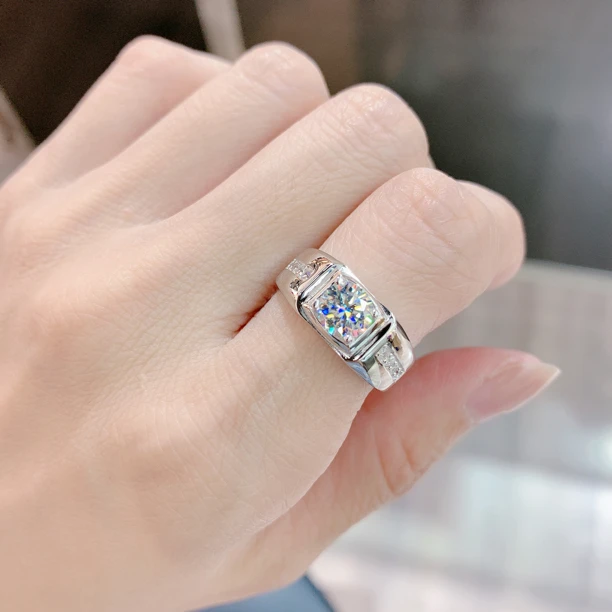 925银戒指 男款莫S活口戒指——中间一排钻款