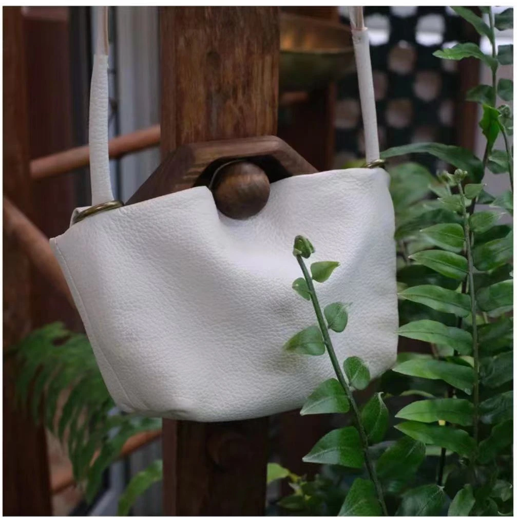 游尘衣物/手工木头包