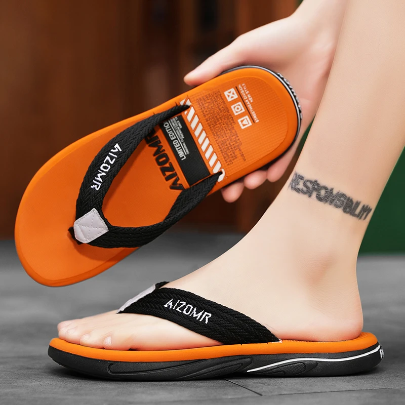男士夏季外穿潮流防滑沙滩凉拖夹脚大码网红时尚户外休闲软底个性