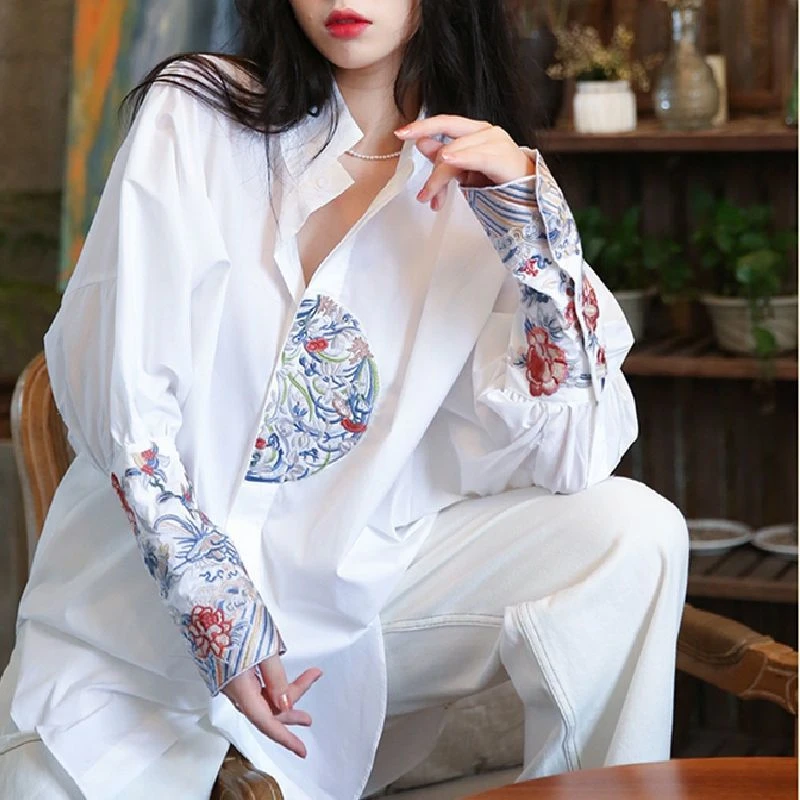 中国风复古重工刺绣衬衫上衣女2023春新款中式立领宽松中长款衬衣