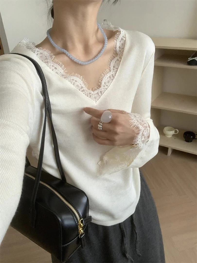 法式蕾丝花边V领修身内搭打底衫T恤女针织衫温柔风氛围感穿搭上衣