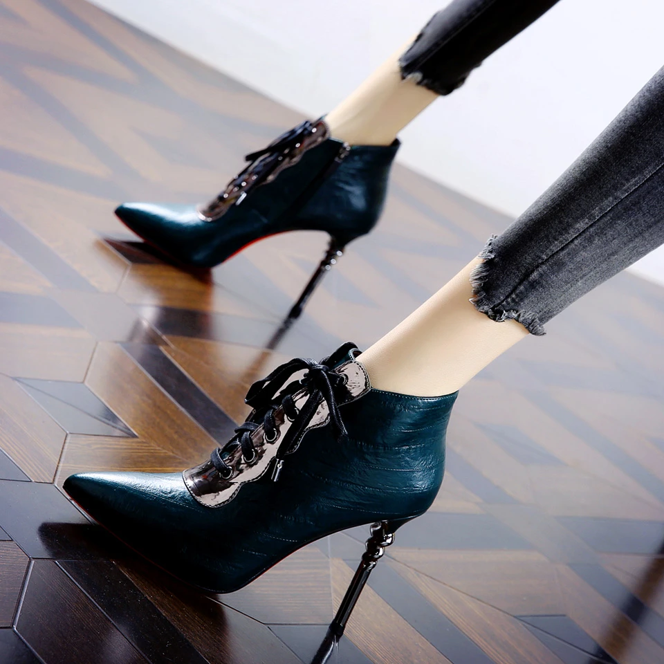 性感拼色系带踝靴2025秋冬新款尖头细跟百搭女神范短靴高跟瘦瘦靴