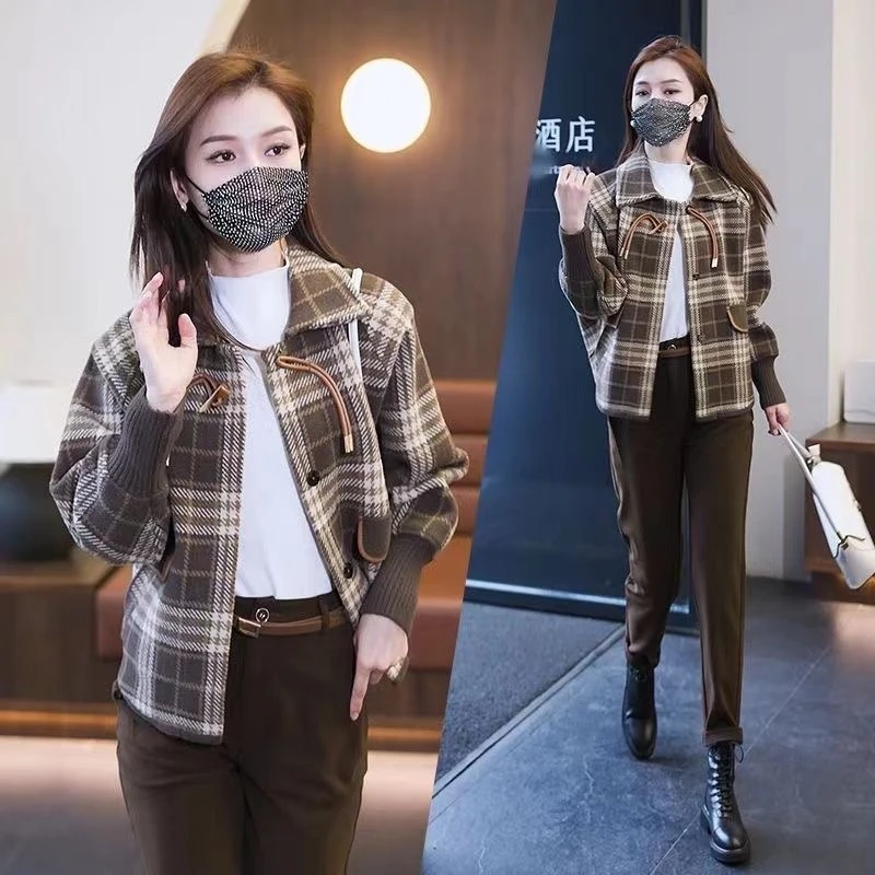 女士格子短外套秋季2023新款女装爆款时尚秋冬小个子妈妈春秋上衣