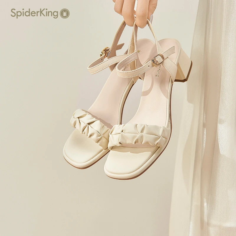 蜘蛛王女鞋官方旗舰店正品2024夏季新品一字带凉鞋女粗跟休闲绸缎